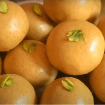 Besan Laddoo