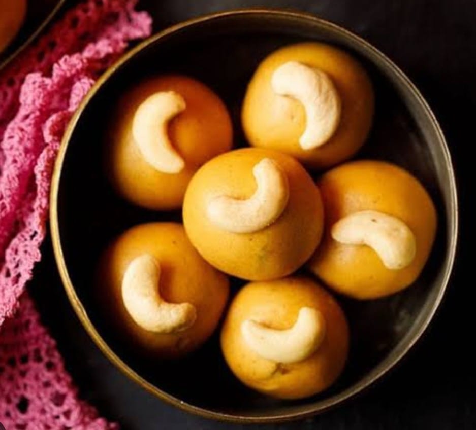 Besan Laddu